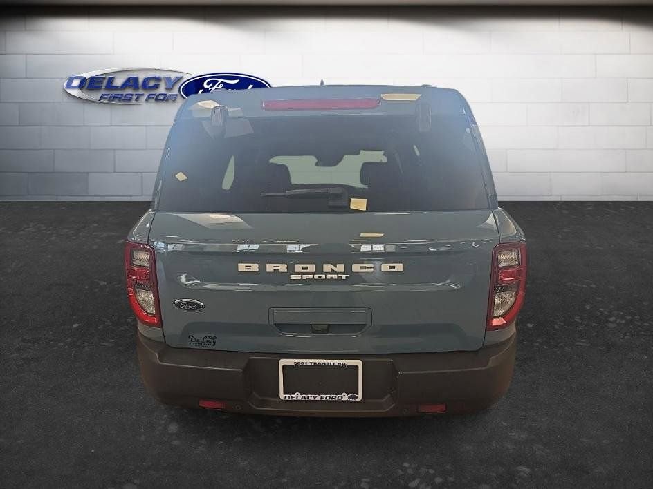 Used 2023 Ford Bronco Sport Outer Banks AWD/4WD image 5
