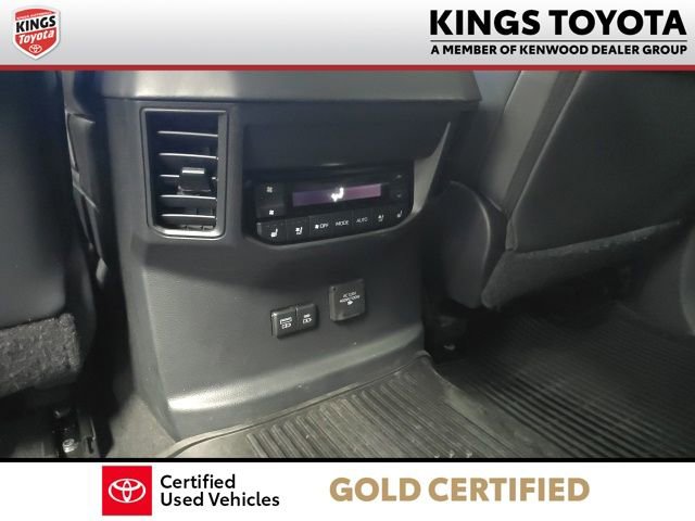 Used 2023 Toyota Sequoia Platinum image 16