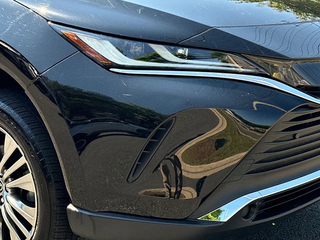 Used 2021 Toyota Venza XLE w/ Softex Package AWD/4WD image 11