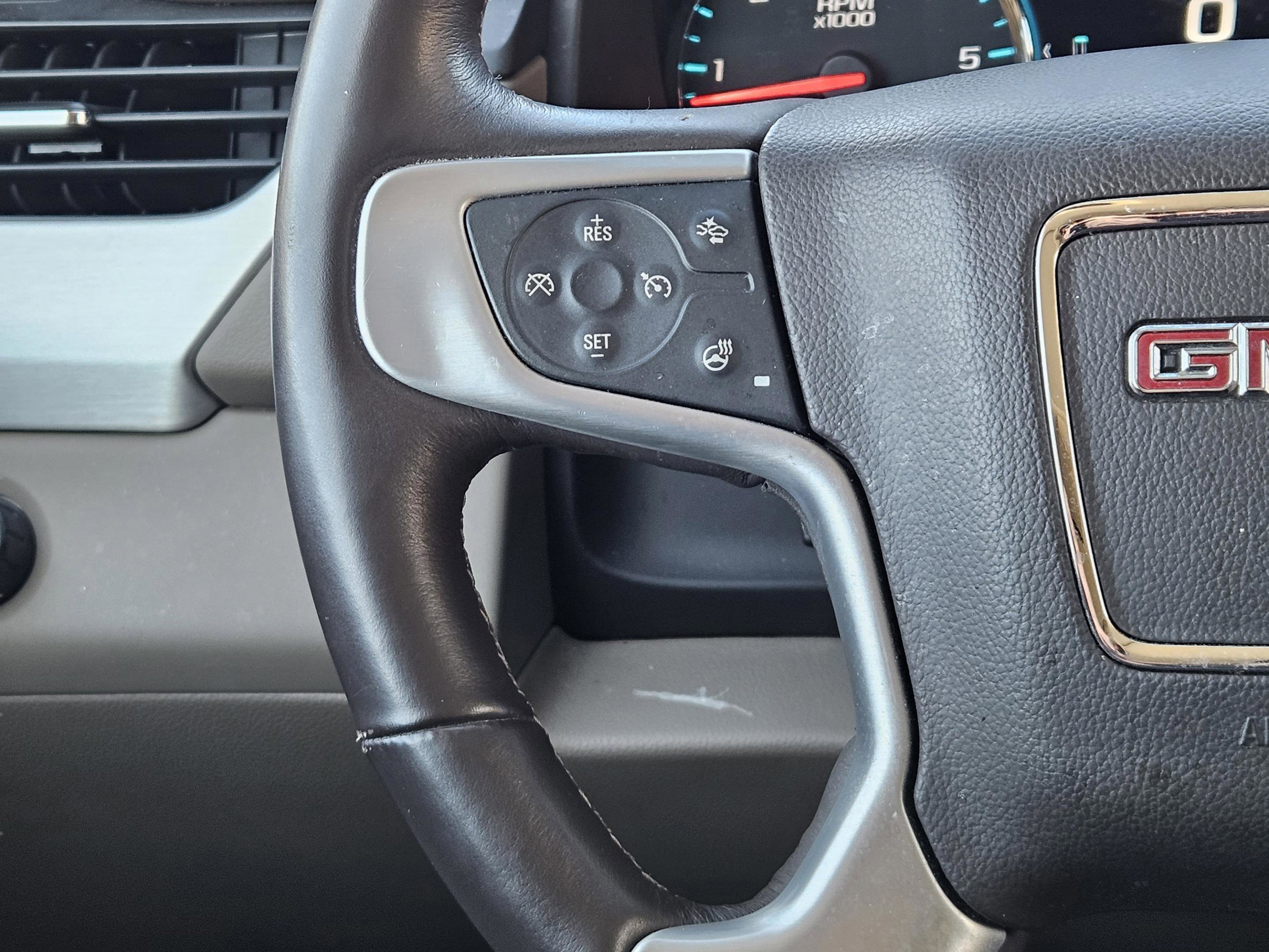 Used 2017 GMC Yukon SLT w/ Open Road Package image 27