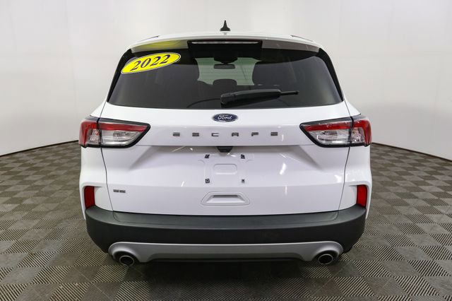 Used 2022 Ford Escape SE w/ Cold Weather Package FWD image 8