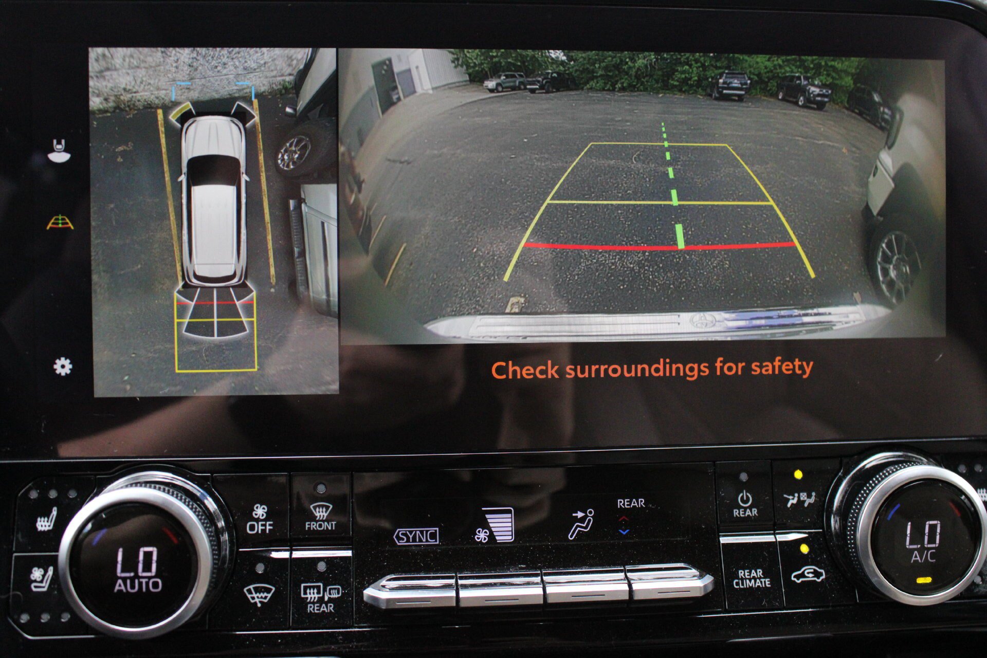 Used 2023 Toyota Highlander Platinum AWD/4WD image 41