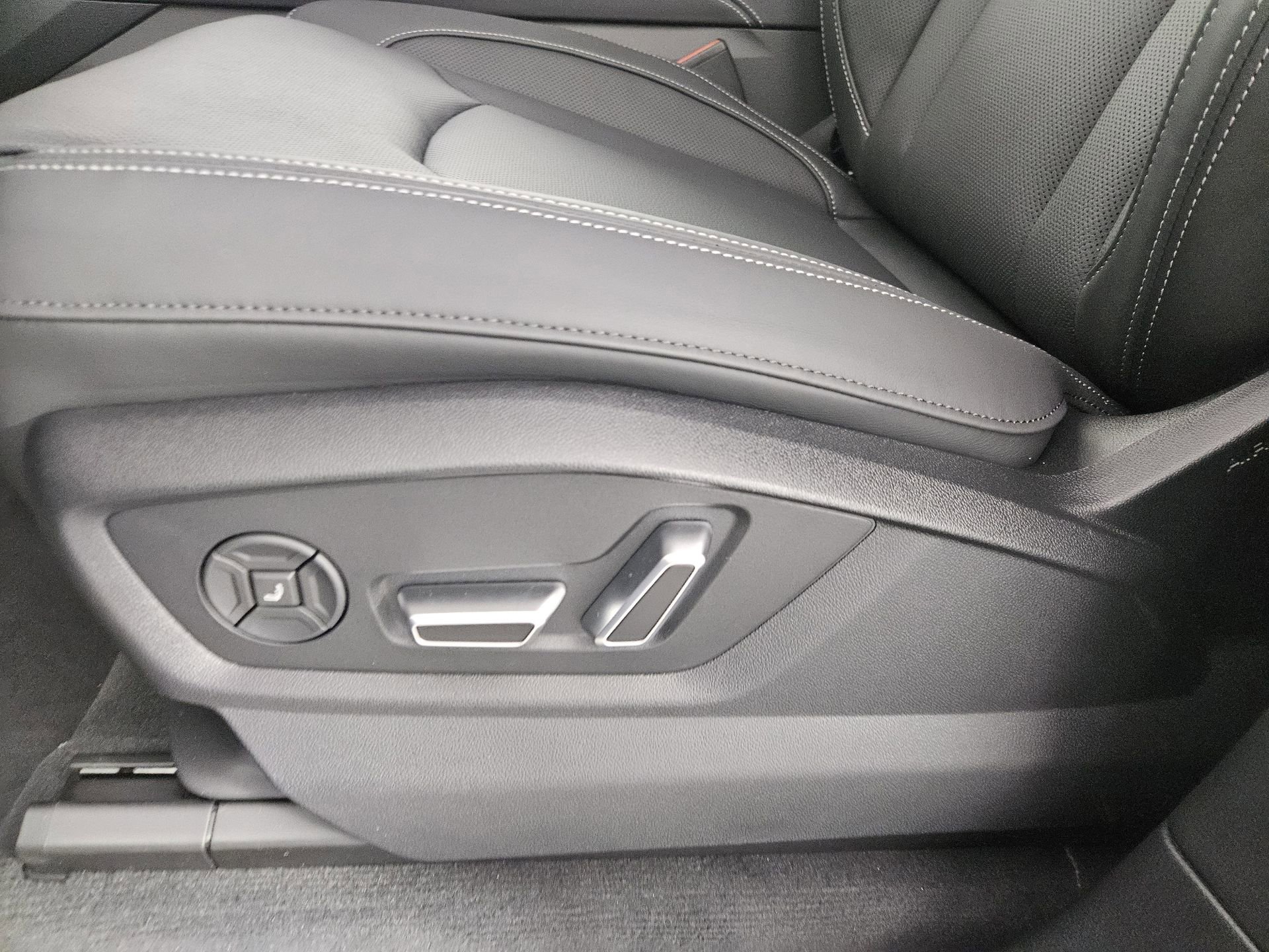 New 2026 Audi Q7 3.0T Prestige AWD/4WD image 17