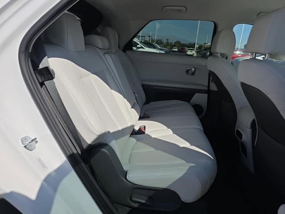 Used 2023 Hyundai Ioniq 5 SEL image 3