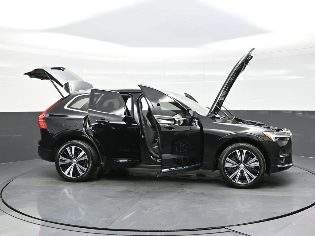 Used 2023 Volvo XC60 T8 Plus AWD/4WD image 45