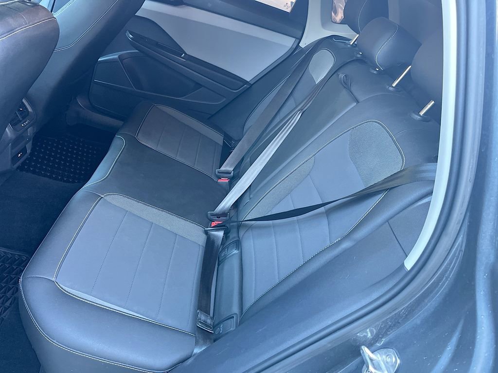 Used 2023 Volkswagen Taos SE image 23