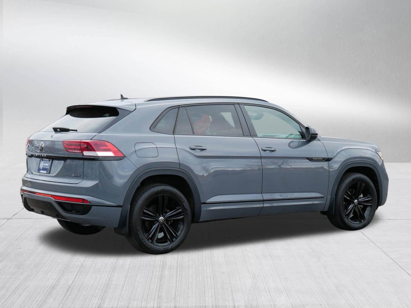 Certified 2023 Volkswagen Atlas Cross Sport SEL R-Line image 7