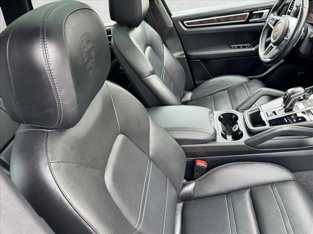 Used 2020 Porsche Cayenne AWD/4WD image 20