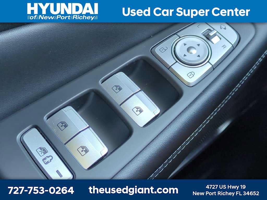 Used 2023 Hyundai Santa Fe Calligraphy FWD image 29