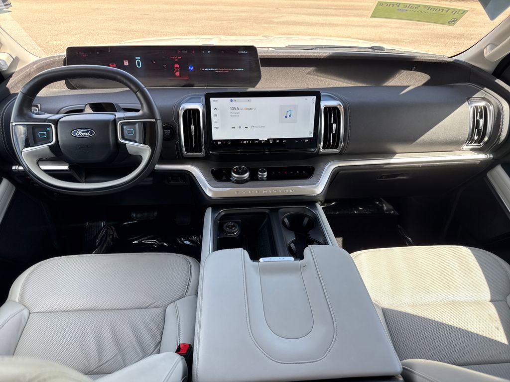 Certified 2025 Ford Expedition Max Platinum AWD/4WD image 6