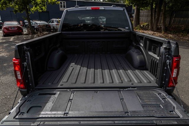 Used 2022 Ford F150 XLT w/ Equipment Group 302A High image 13