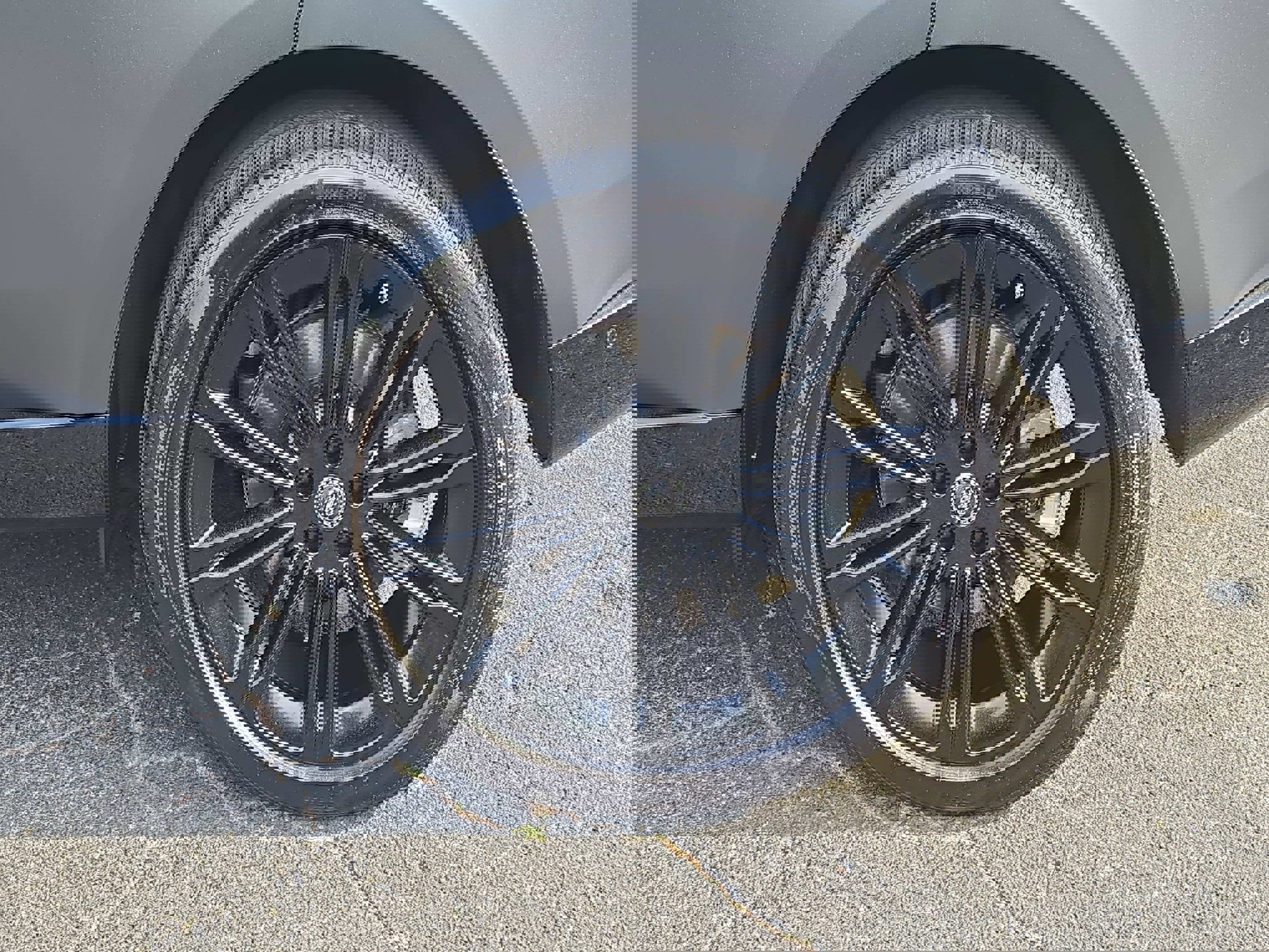 Used 2025 Land Rover Range Rover Long Wheelbase SE image 32