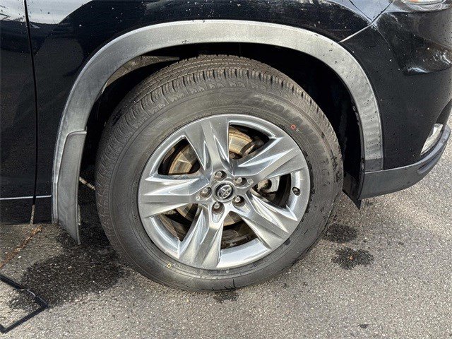 Used 2016 Toyota Highlander Limited image 7