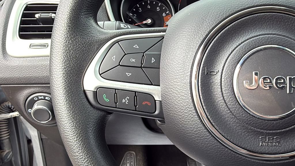 Used 2021 Jeep Compass Sport FWD image 26