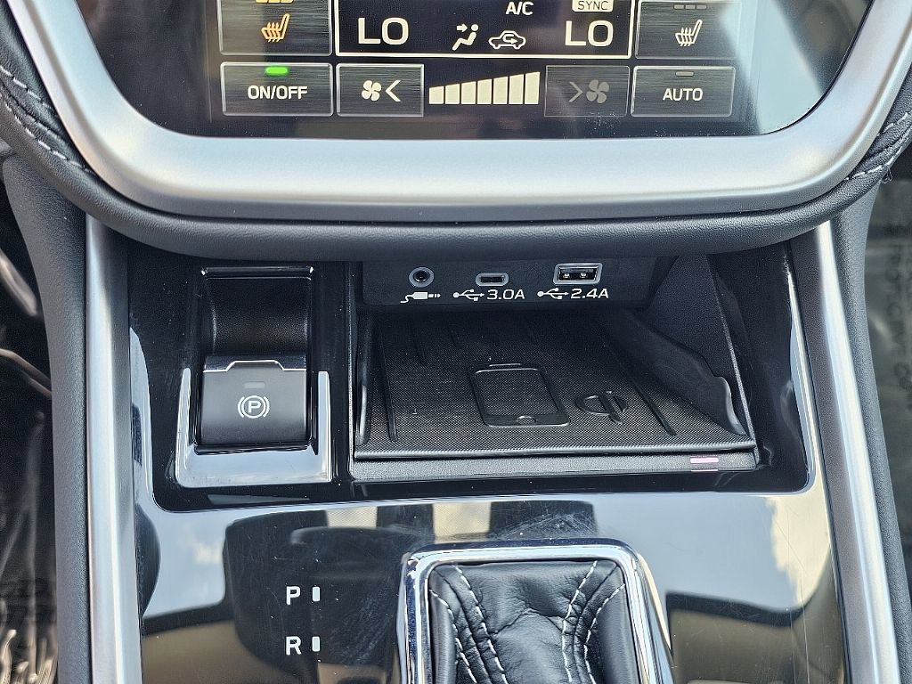 Certified 2025 Subaru Legacy Limited image 28