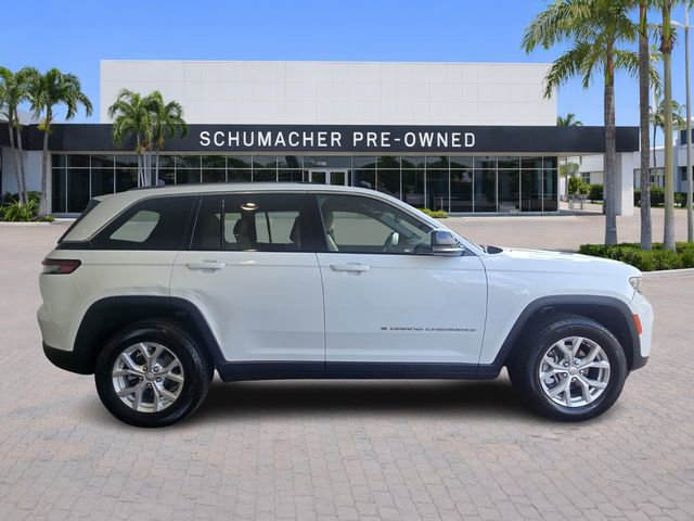 Used 2024 Jeep Grand Cherokee Limited image 8