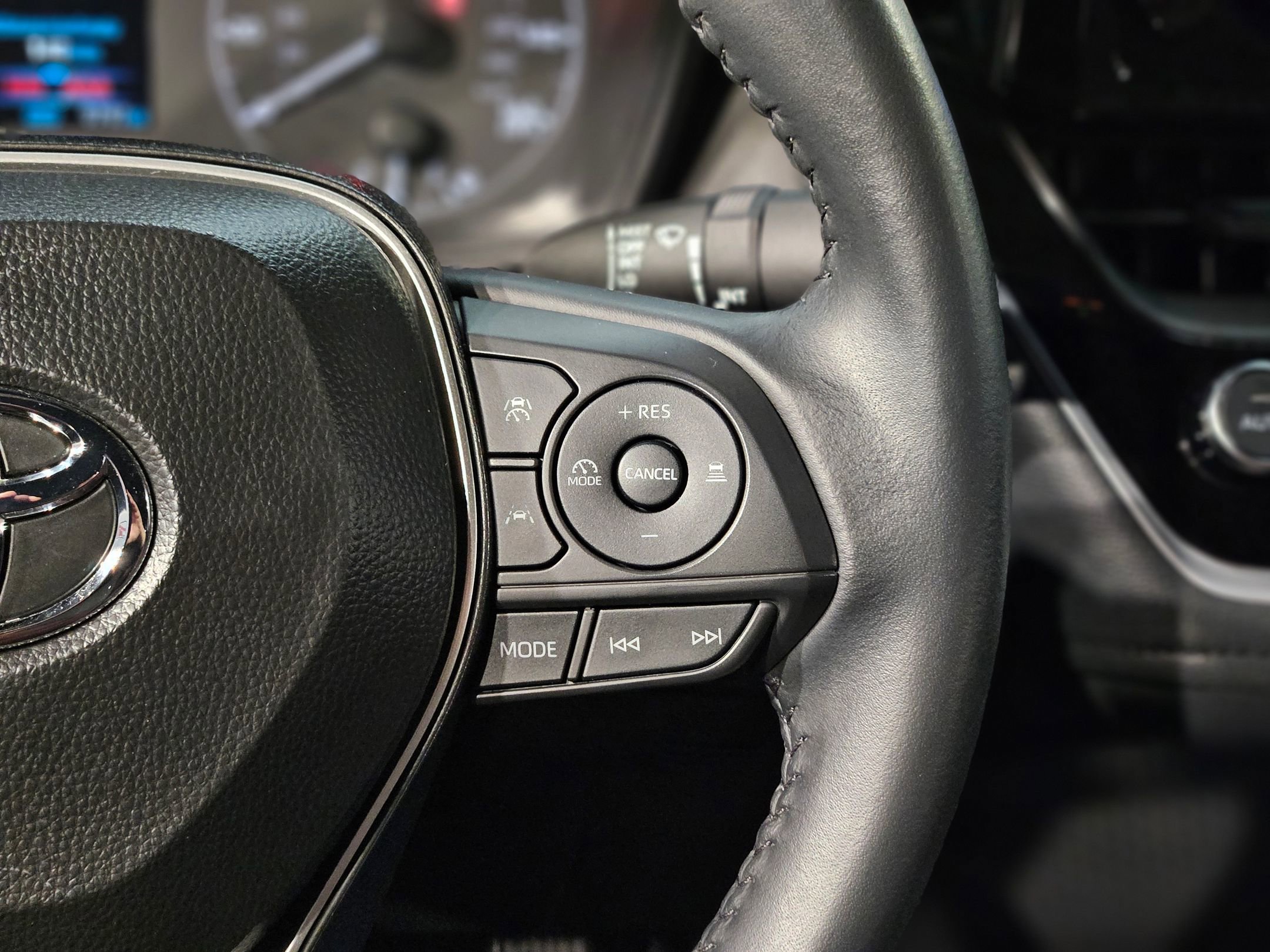 Used 2025 Toyota Corolla SE image 27