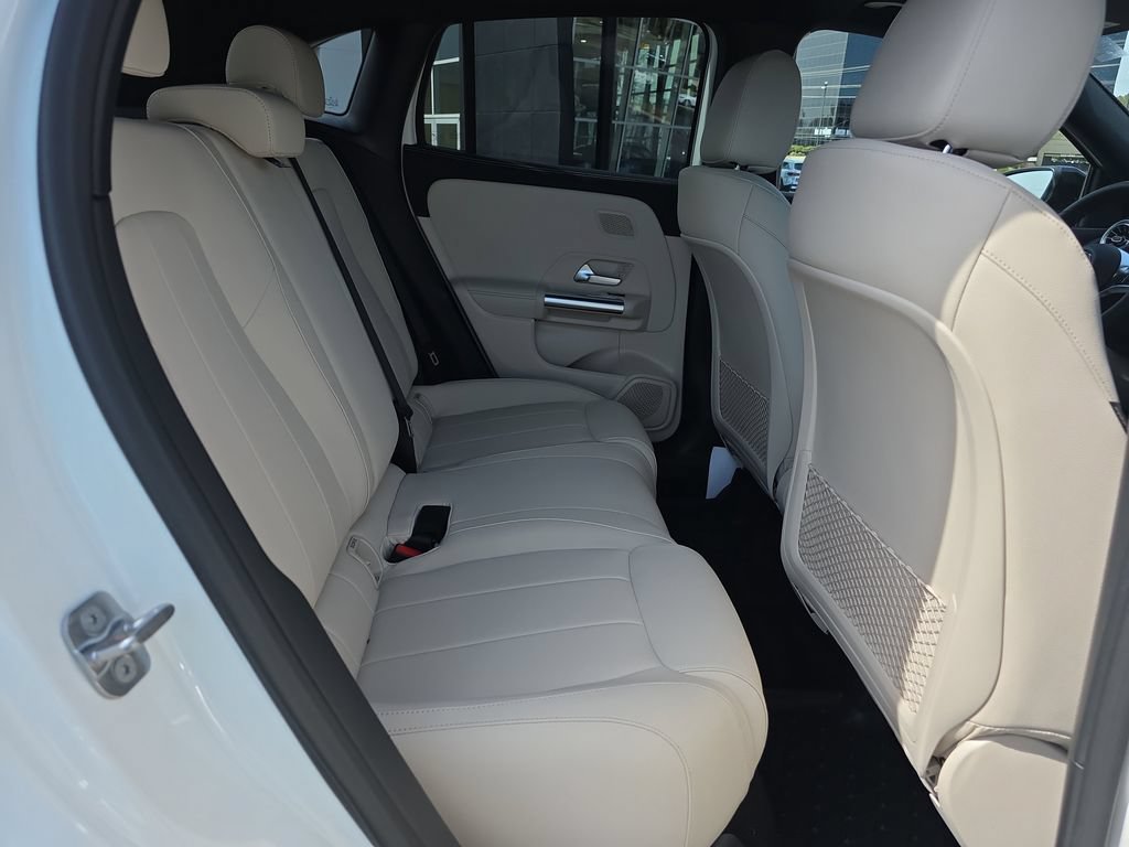 New 2026 Mercedes-Benz GLA 250 4MATIC image 15