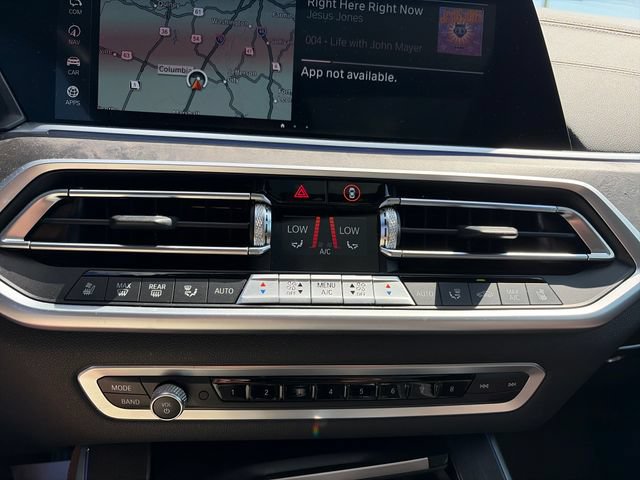 Used 2022 BMW X5 xDrive40i w/ Executive Package AWD/4WD image 20