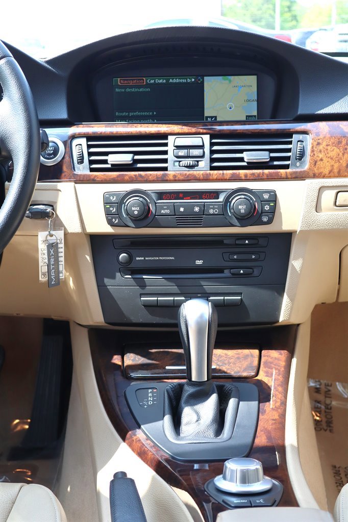 Used 2006 BMW 330xi Sedan AWD/4WD image 13