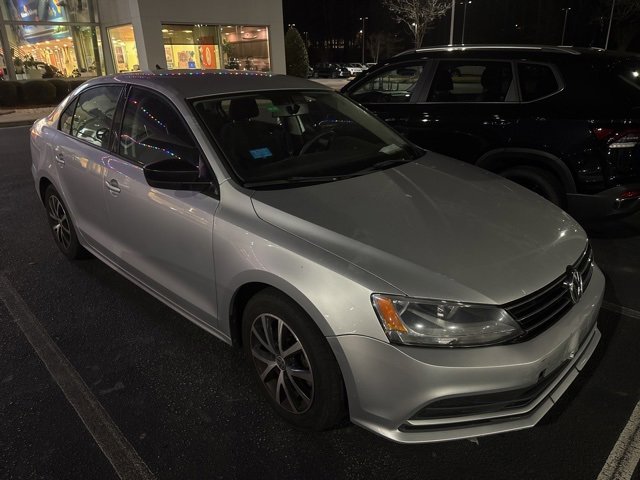 Used 2016 Volkswagen Jetta SE