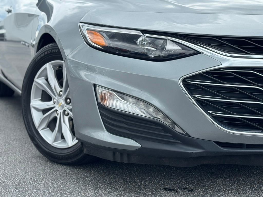 Used 2024 Chevrolet Malibu LT FWD image 3