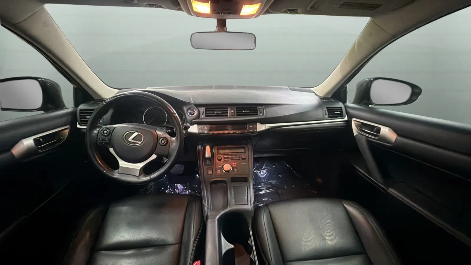 Used 2015 Lexus CT 200h FWD image 9