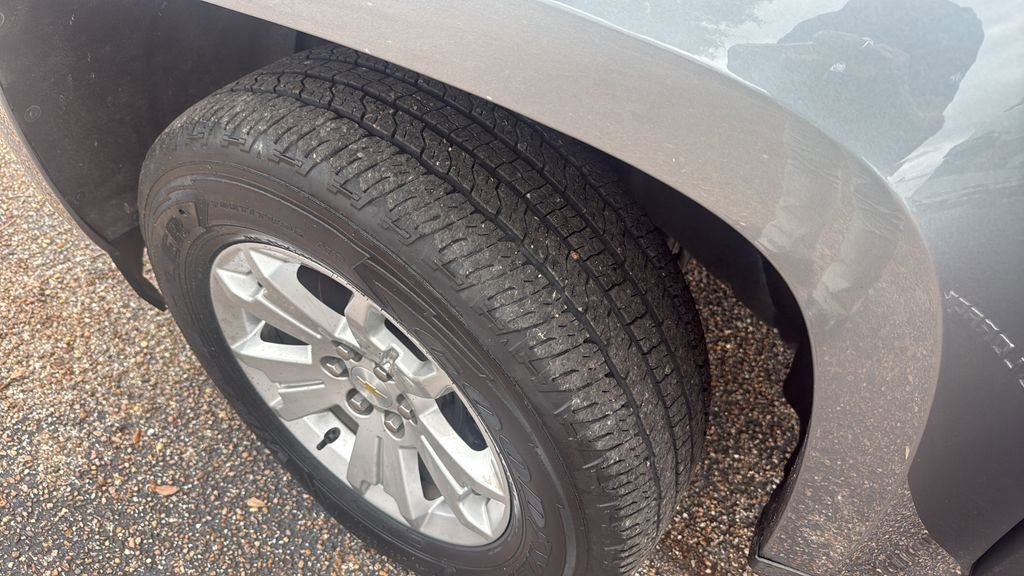 Used 2021 Chevrolet Colorado LT image 19