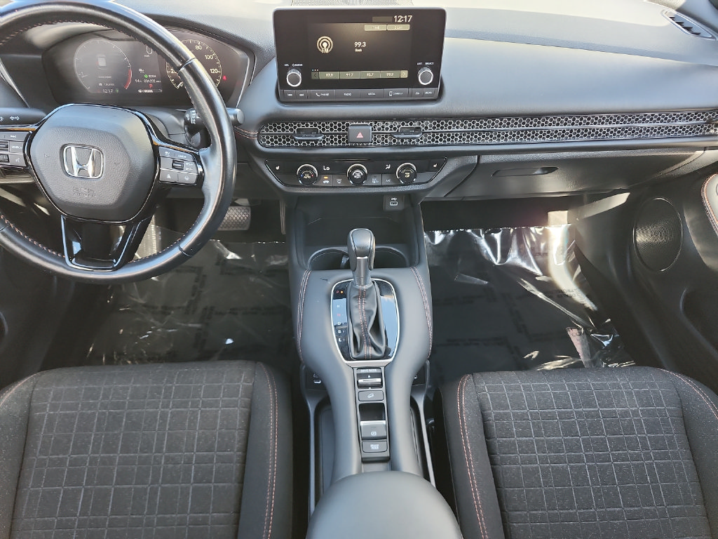 Used 2025 Honda HR-V Sport image 19