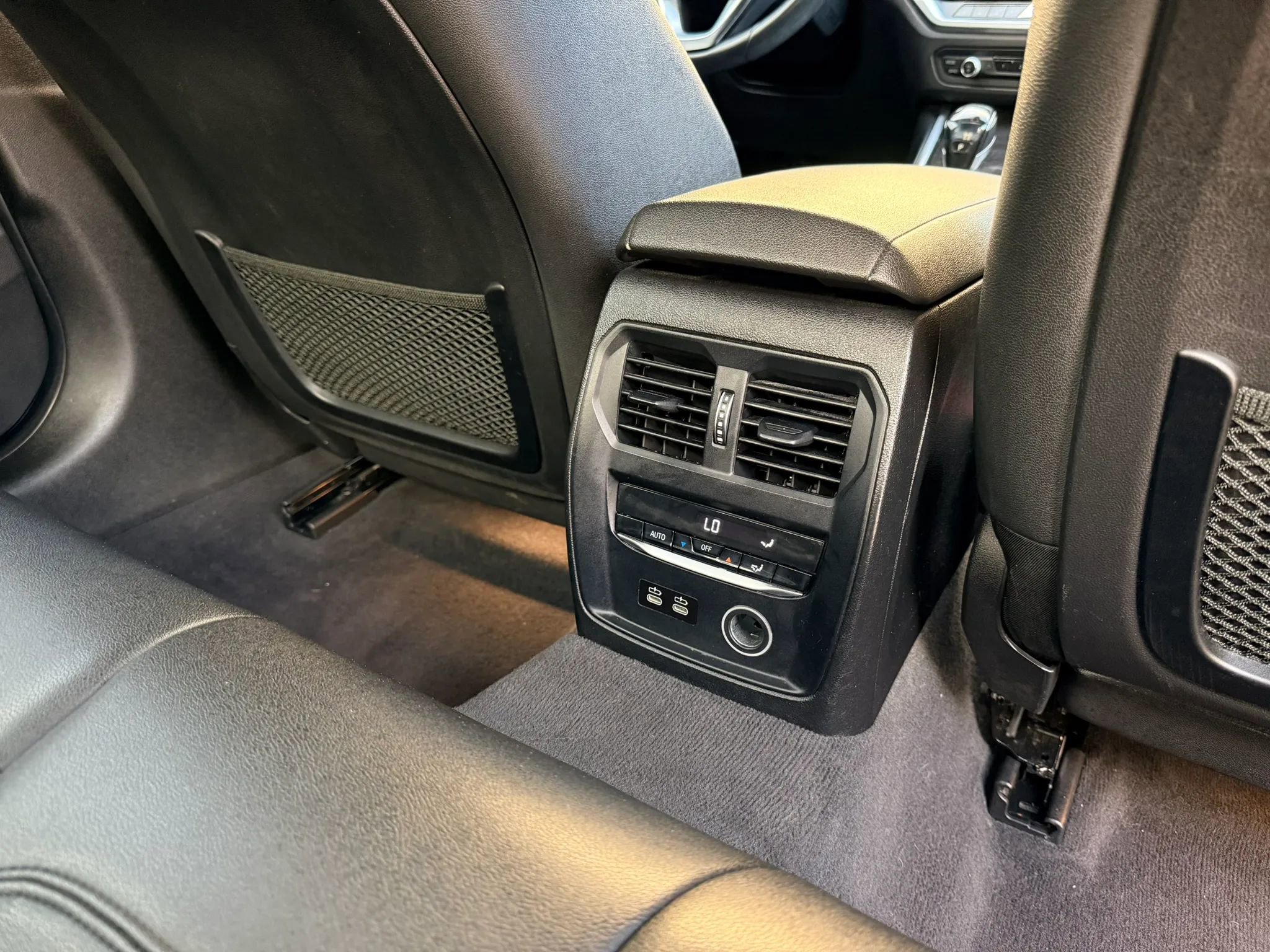 Used 2020 BMW 330i Sedan w/ Convenience Package image 19