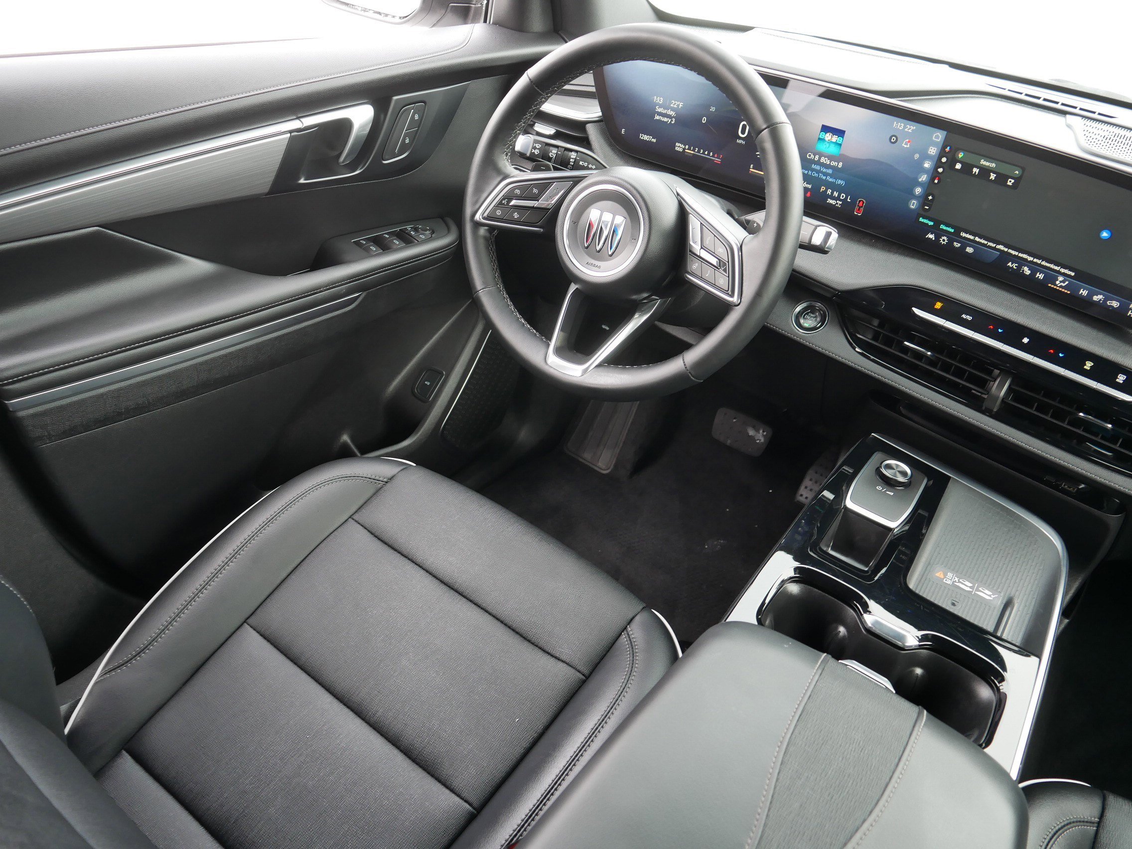 Used 2025 Buick Enclave Preferred image 9