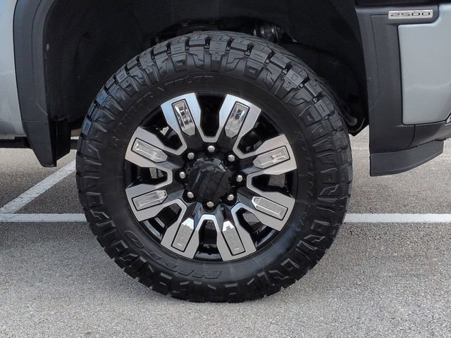 Used 2024 GMC Sierra 2500 Denali w/ Denali Reserve Package AWD/4WD image 11