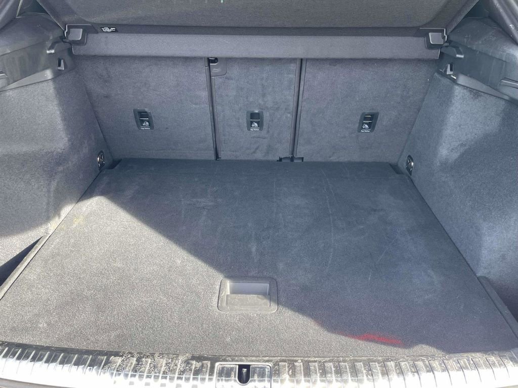 Used 2025 Audi Q3 2.0T Premium image 10