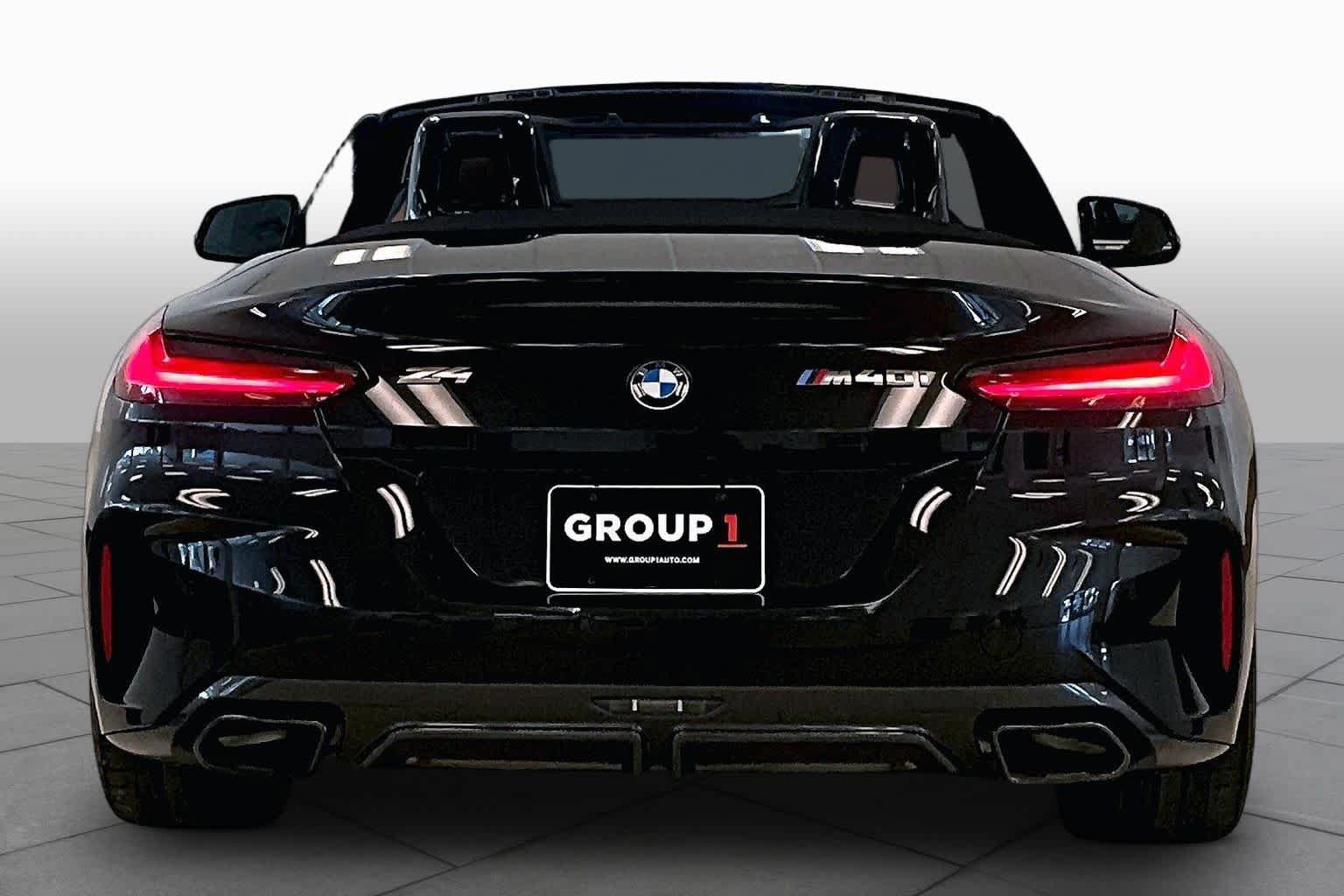 Used 2022 BMW Z4 M40i w/ Premium Package RWD image 4
