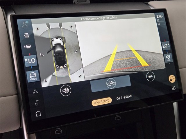 New 2025 Land Rover Discovery Sport S image 24