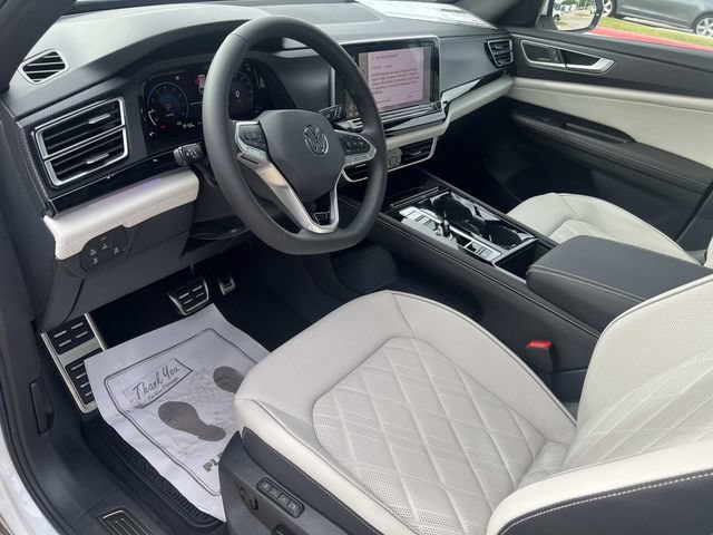 New 2026 Volkswagen Atlas Cross Sport SEL Premium R-Line AWD/4WD image 11