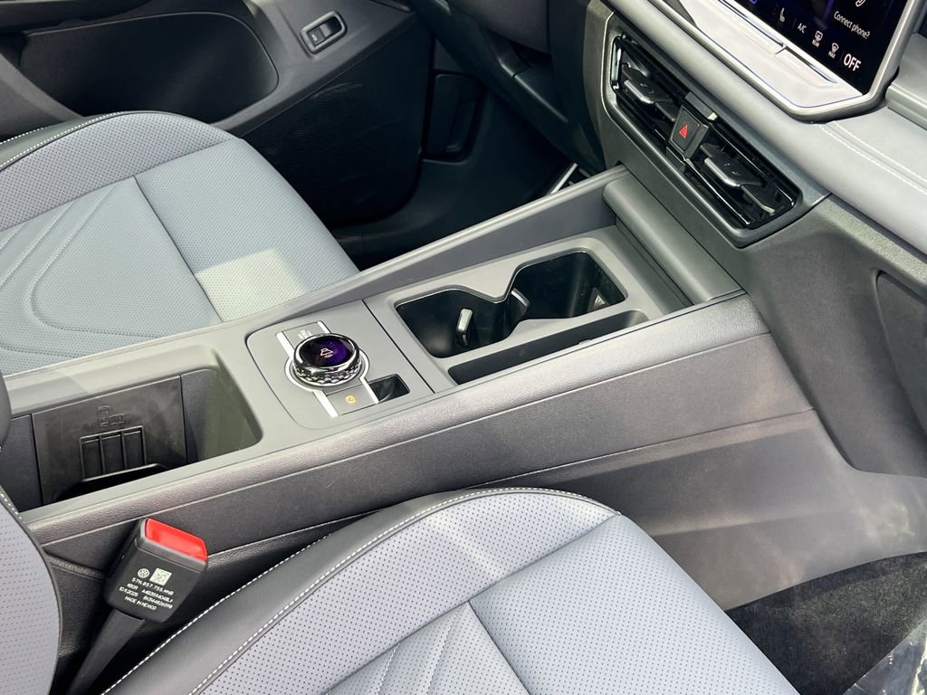 New 2026 Volkswagen Tiguan SE R-Line image 14