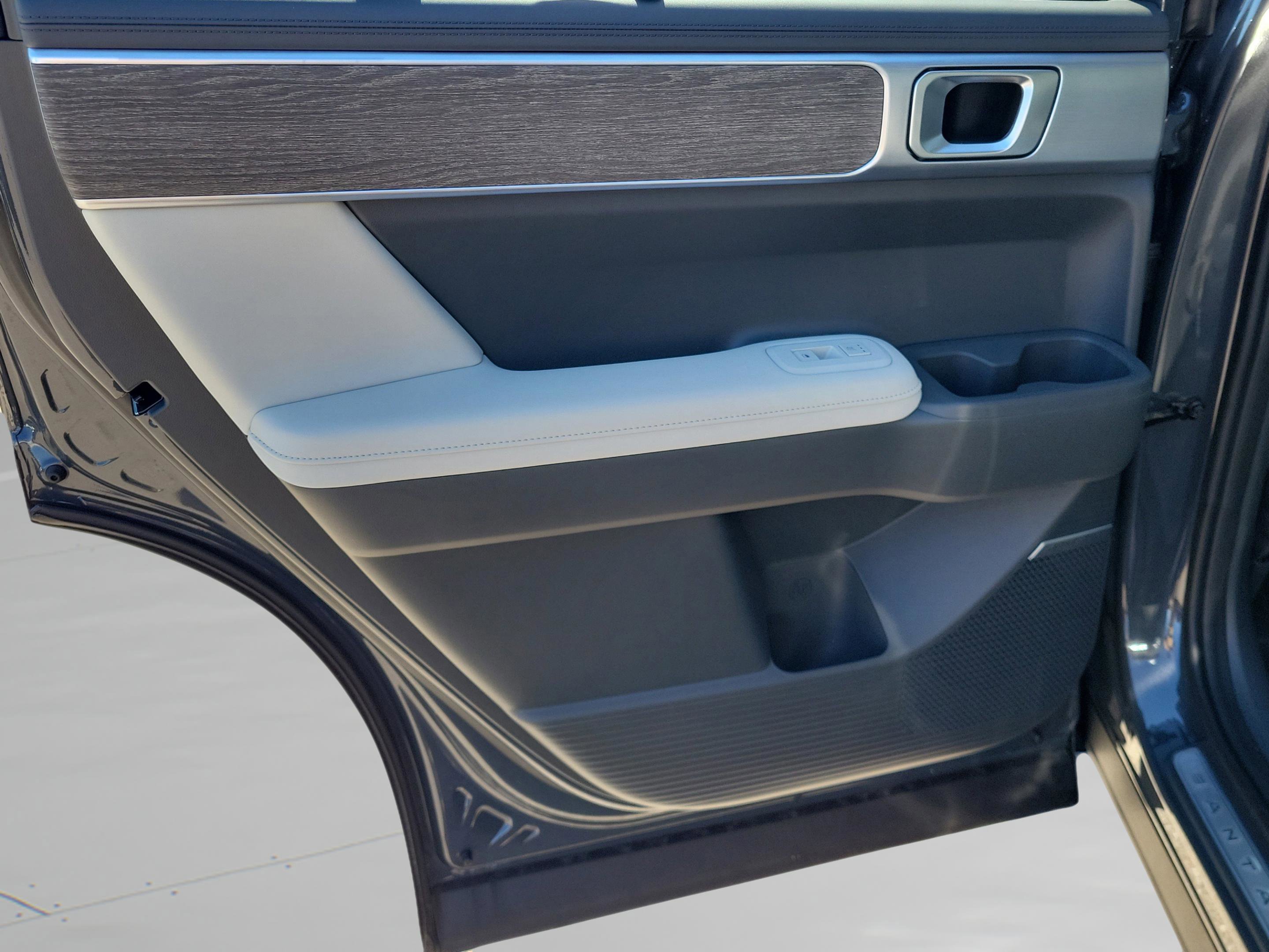 New 2026 Hyundai Santa Fe Calligraphy w/ Tow & Go Package image 31