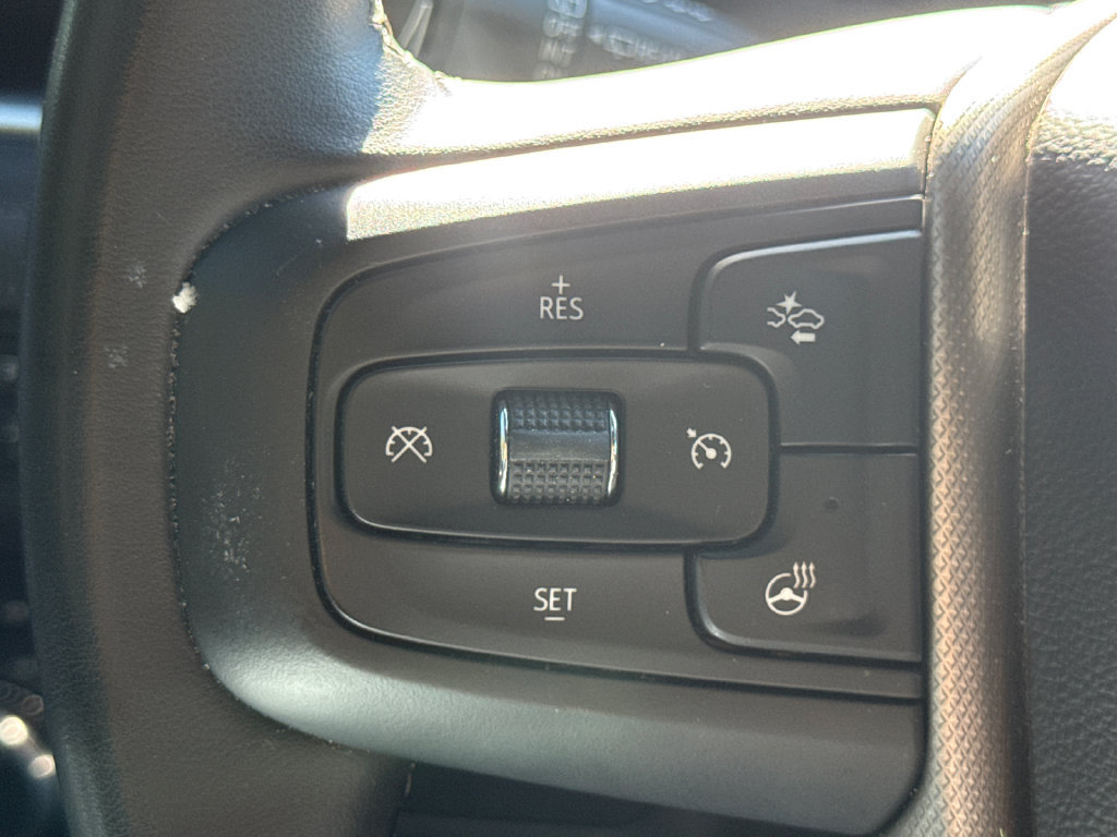 Used 2024 GMC Yukon XL Denali AWD/4WD image 27