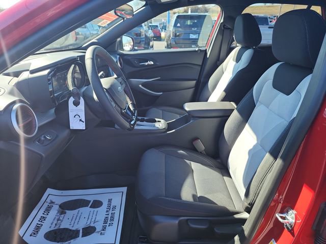 New 2026 Chevrolet Trax RS w/ Sunroof Package image 18