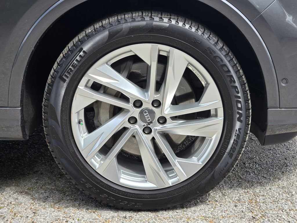 Used 2020 Audi Q7 2.0T Premium Plus w/ Premium Plus Package image 16