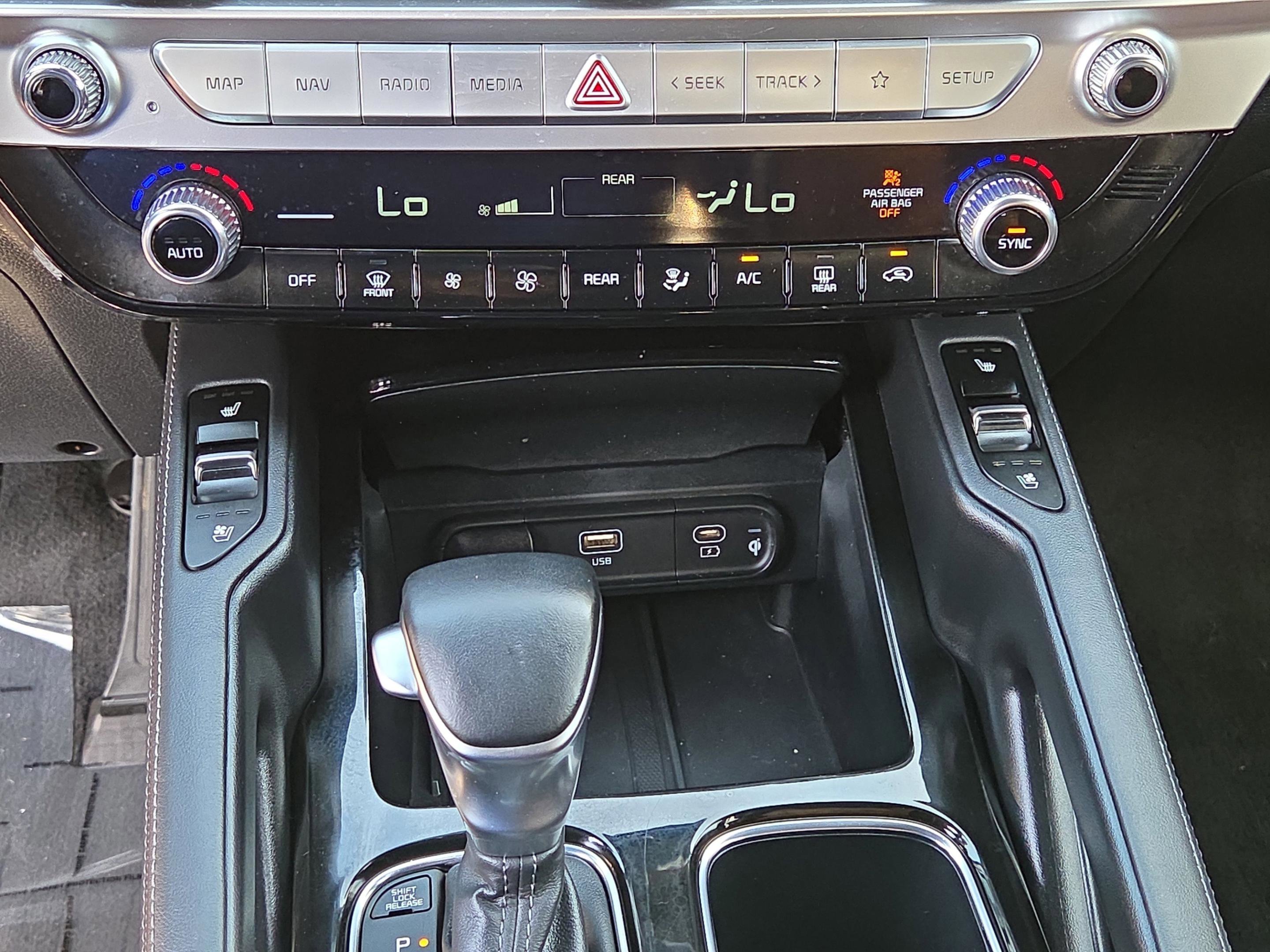 Used 2023 Kia Telluride EX w/ EX Captain's Chair Package image 20