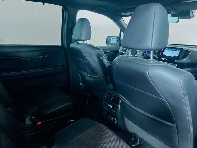 Used 2022 Honda Pilot Black Edition image 9