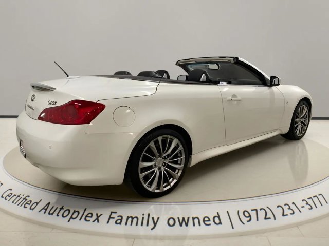 Used 2014 INFINITI Q60 Convertible w/ Premium Package RWD image 10