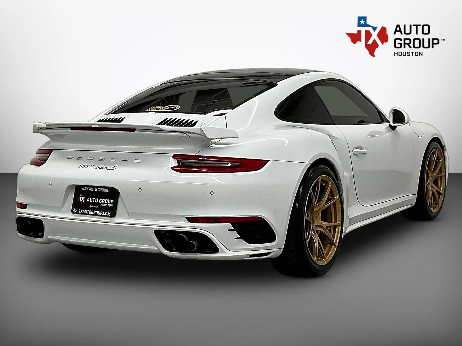 Used 2017 Porsche 911 Turbo S AWD/4WD image 6