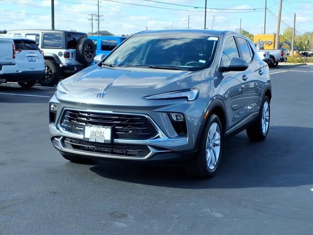 Used 2026 Buick Encore GX Preferred image 2
