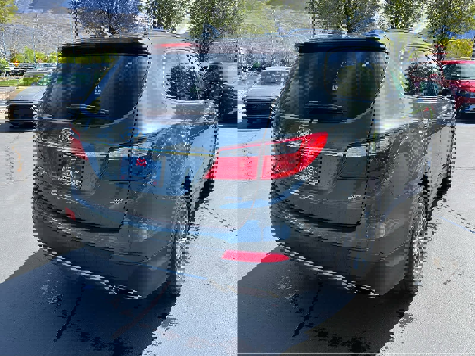 Used 2014 Hyundai Santa Fe GLS image 8