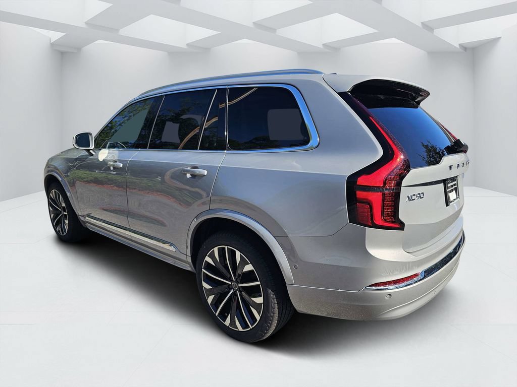 Certified 2025 Volvo XC90 B5 Plus AWD/4WD image 5