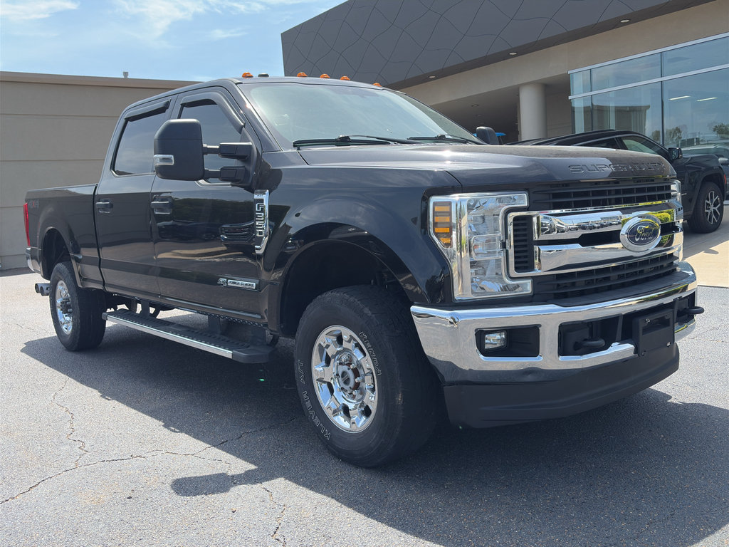 Used 2019 Ford F350 XLT w/ XLT Value Package AWD/4WD image 3