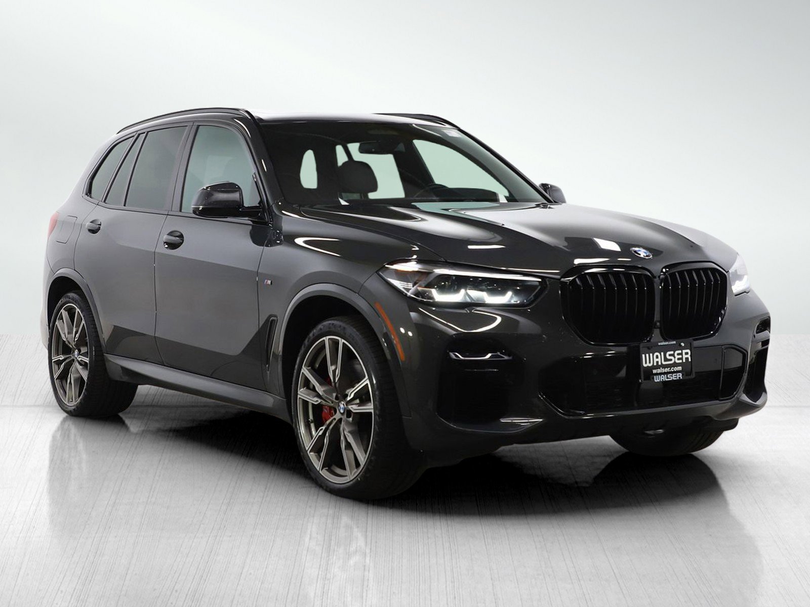 Used 2022 BMW X5 M50i image 7